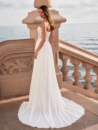 Enzoani Style #Francette #1 Ivory thumbnail