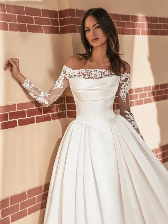Enzoani Style #Usola-S #2 Ivory thumbnail