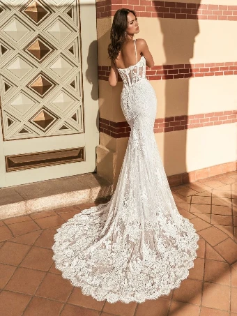Enzoani Style #Uzaria #3 Ivory thumbnail