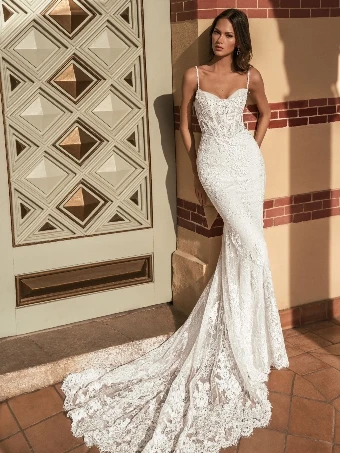 Enzoani Style #Uzaria #2 Ivory thumbnail