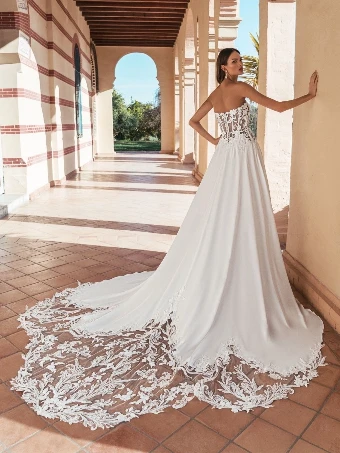 Enzoani Style #Ursina #1 Ivory thumbnail