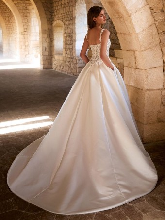Enzoani Style #Glorielle #1 Ivory thumbnail