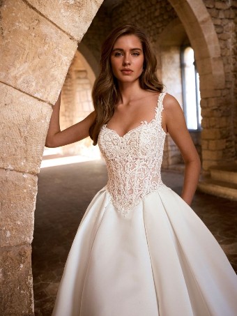 Enzoani Style #Glorielle #2 default Ivory thumbnail