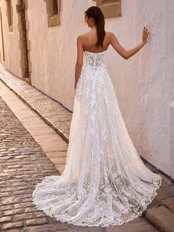 Enzoani Style #Fravelle #1 Ivory thumbnail