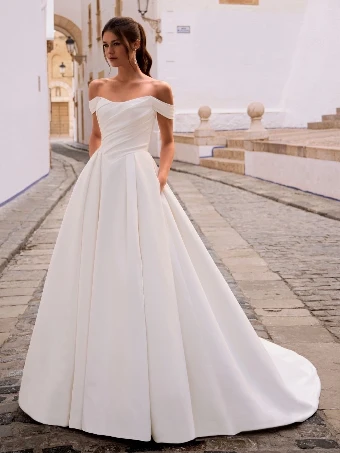 Enzoani Style #Francina #0 default Ivory thumbnail