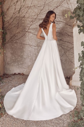 Justin Alexander Style #88146 #1 default Ivory thumbnail
