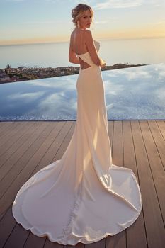 Casablanca  Bridal Style #LE106 #1 thumbnail