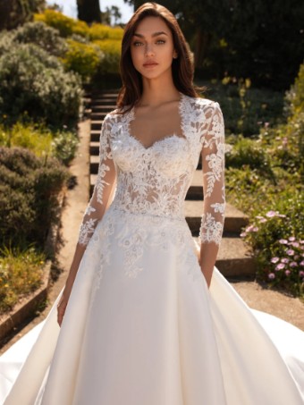 Pronovias Style #Phoenicia #1 thumbnail