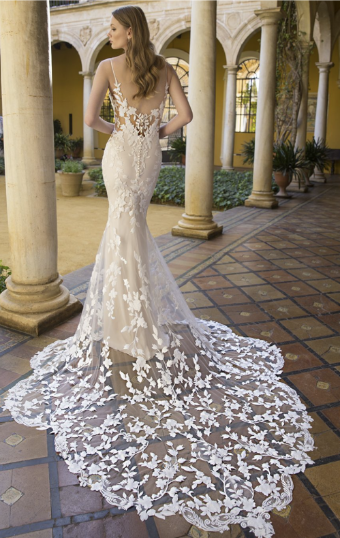 Enzoani Style #Petal #1 default Ivory/Sand/Nude thumbnail
