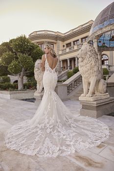 Casablanca  Bridal Style #2518 #1 default thumbnail