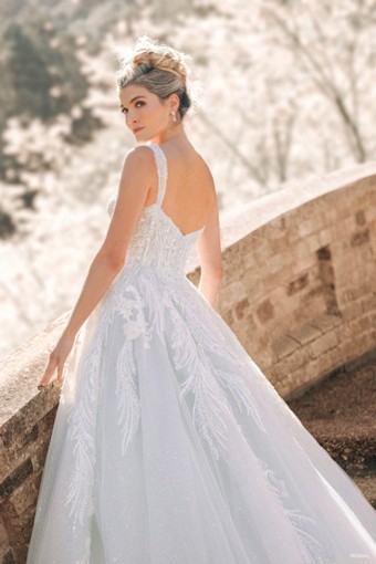 Disney Fairy Tale Weddings Style #D373 Cinderella #2 Ivory thumbnail