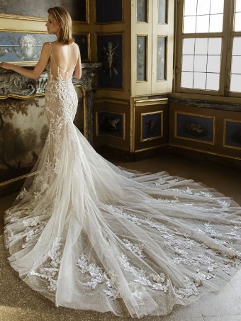 Enzoani Style #Berkley #1 Ivory/Nude thumbnail