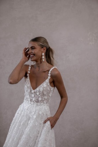 Made with Love Bridal Style #Lenni Flowy #1 Ivory thumbnail