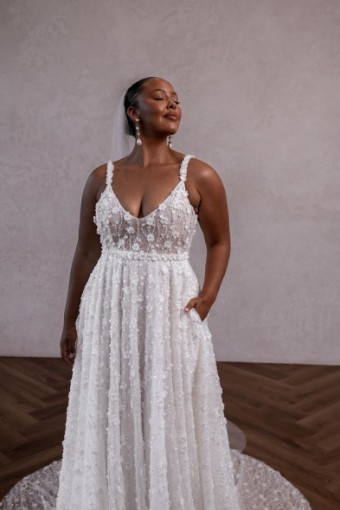 Made with Love Bridal Style #Lenni Flowy #2 Ivory thumbnail