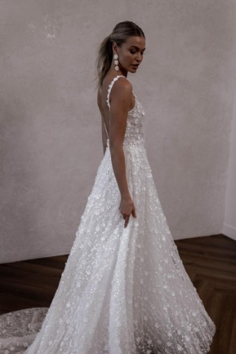 Made with Love Bridal Style #Lenni Flowy #0 default Ivory thumbnail